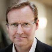 Porträttbild på Jörgen Hettne